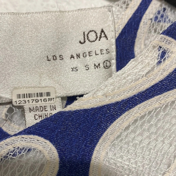 J.O.A. Retro Blue & White Floral Dress Size Large - Picture 6 of 8